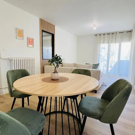 Les Terrasses De 2-bedroom Parking And Terraces Apartment Millau