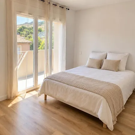 Apartment Les Terrasses De 2-bedroom Parking And Terraces Millau