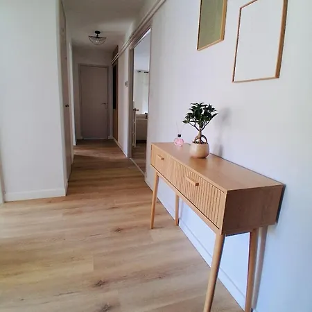 Les Terrasses De 2-bedroom Parking And Terraces Apartment Millau